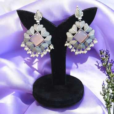 SILVER HEART SHAPED PINK MONALISA STONE EARRING WITH PEARL GHUNGROO