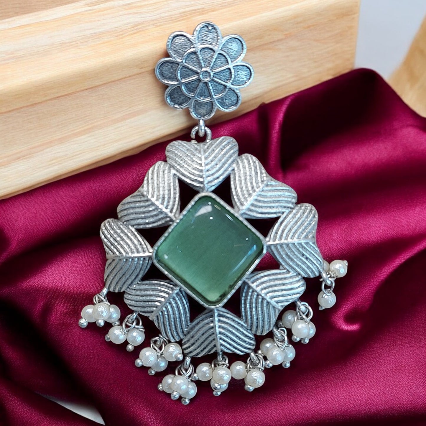 SILVER HEART SHAPED MINT GREEN MONALISA STONE EARRING WITH PEARL GHUNGROO