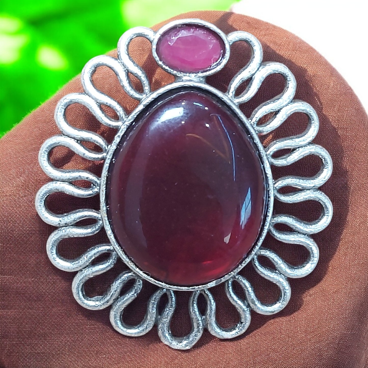 MONALISA STONE RUBY RED ROYAL STUD EARRINGS