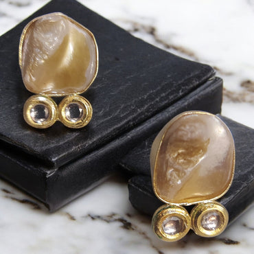 GOLD PLATED MOTHER OF PEARL KUNDAN HASLI