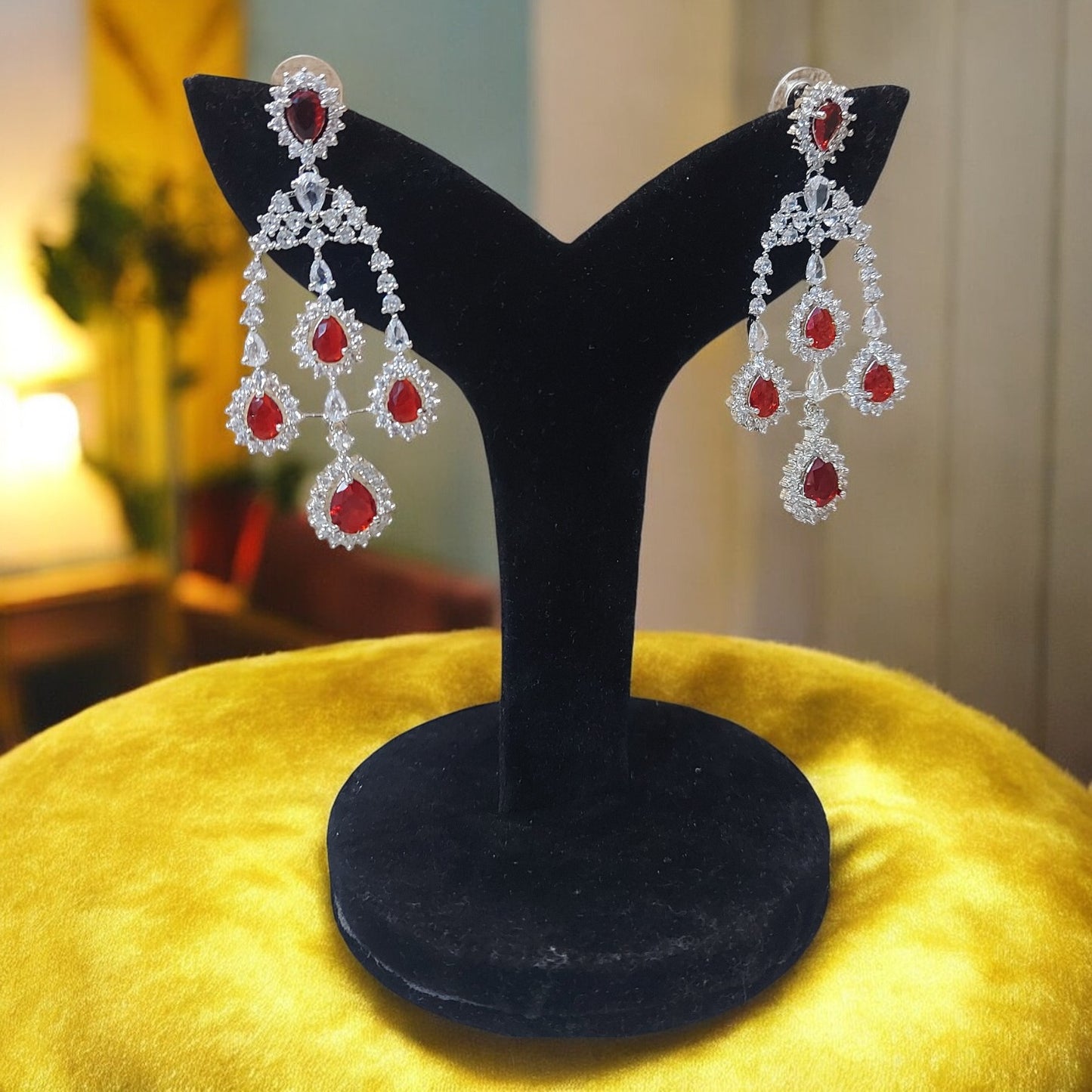 RED AMERICAN DIAMOND ROYAL NECKLACE