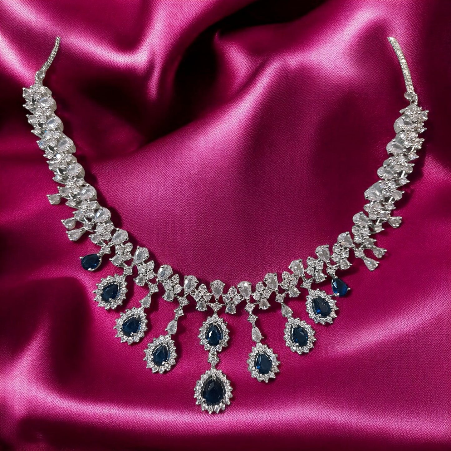 MIDNIGHT AMERICAN DIAMOND ROYAL NECKLACE
