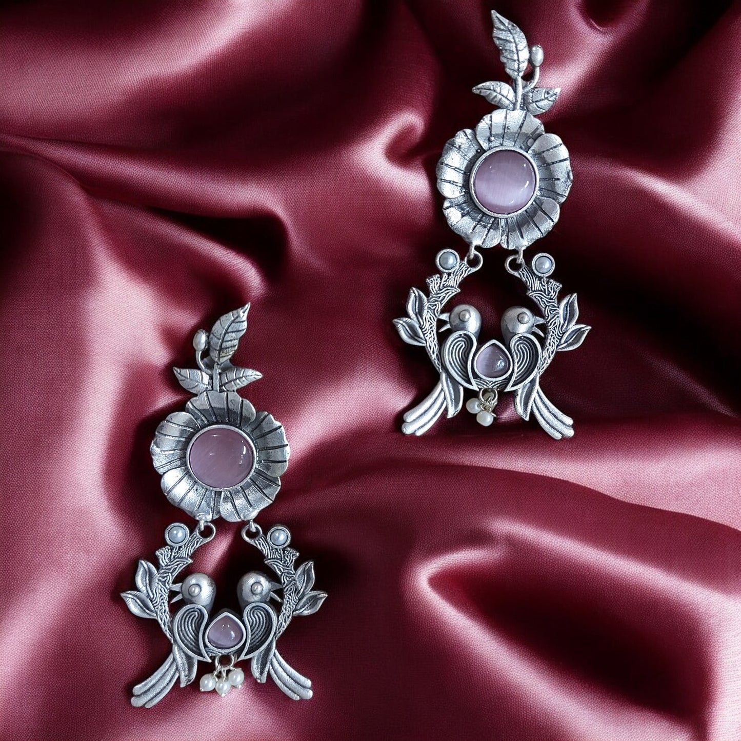 MONALISA PARROT DANGLER EARRING