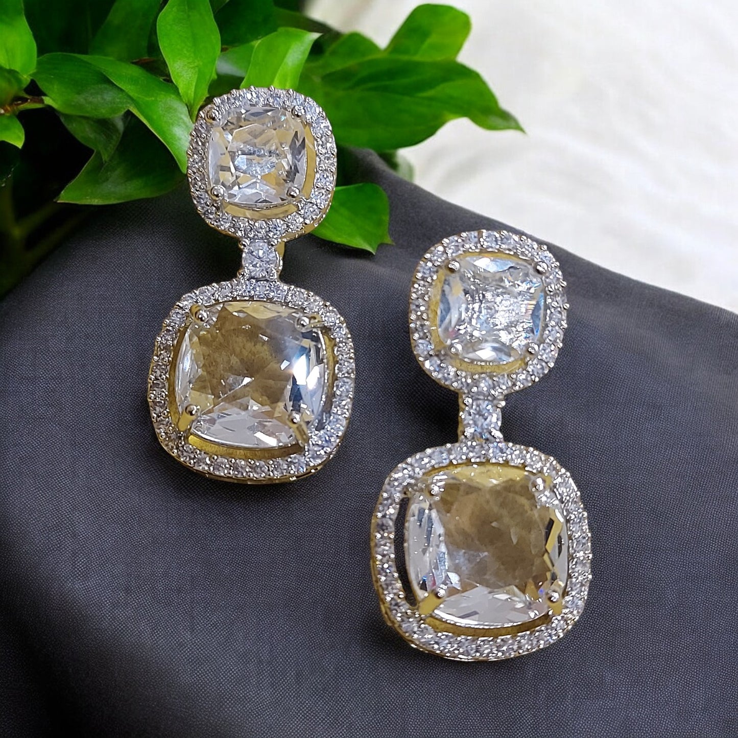 SILVER PLATED CUBIC ZIRCONIA STUDDED NECKLACE SET