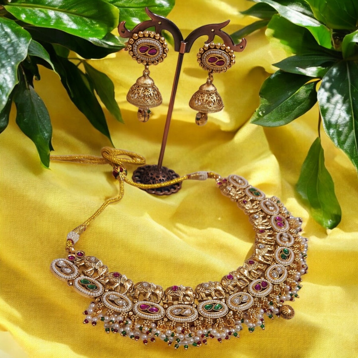 GAJGAMINI RAJWADI NECKLACE