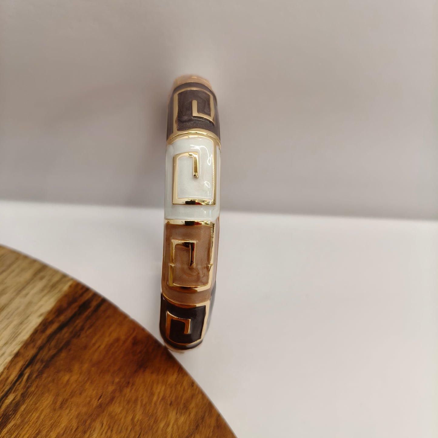 Exotic Coffee Color Enamel Bangle